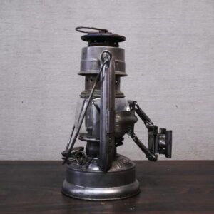 Alternative view of FEUERHAND 175 F